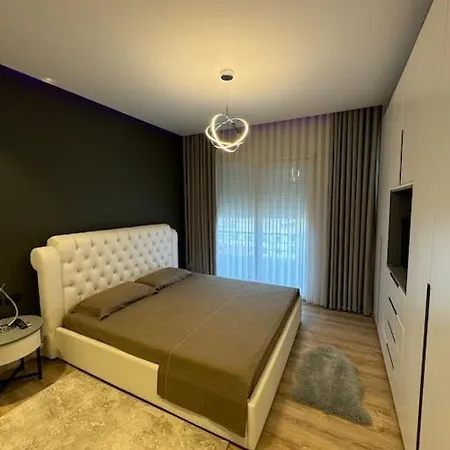 Apartment Luxury Sea-view Penthouse 28 Durres